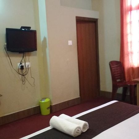 Hotel Pradhan Residency Ґанґток Екстер'єр фото