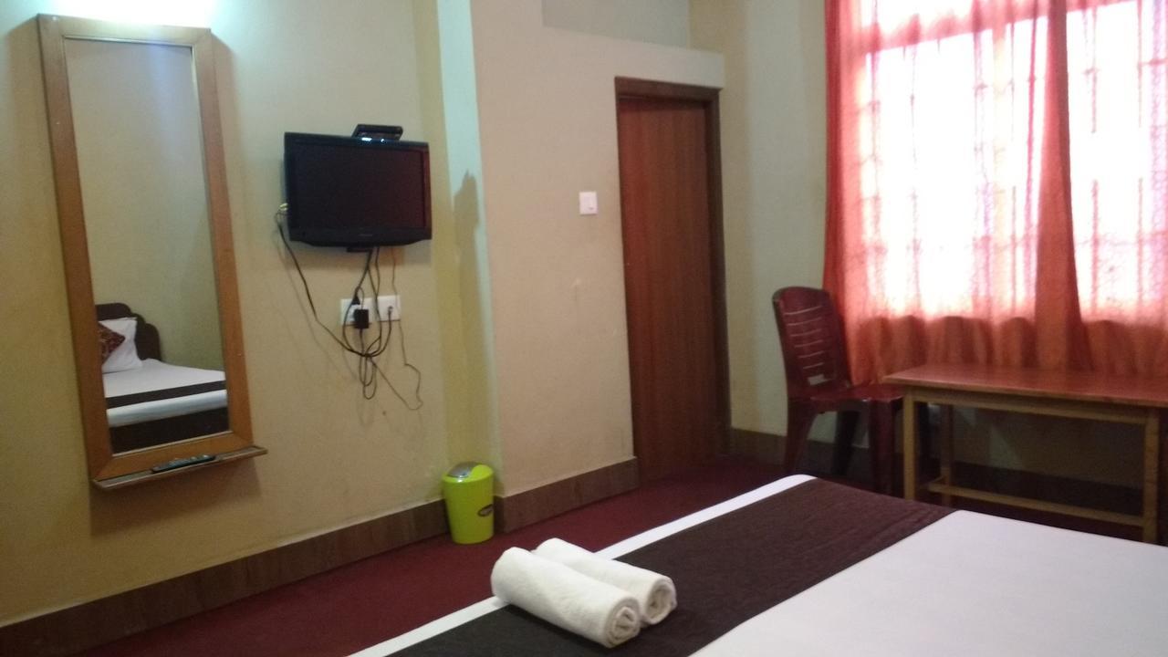 Hotel Pradhan Residency Ґанґток Екстер'єр фото