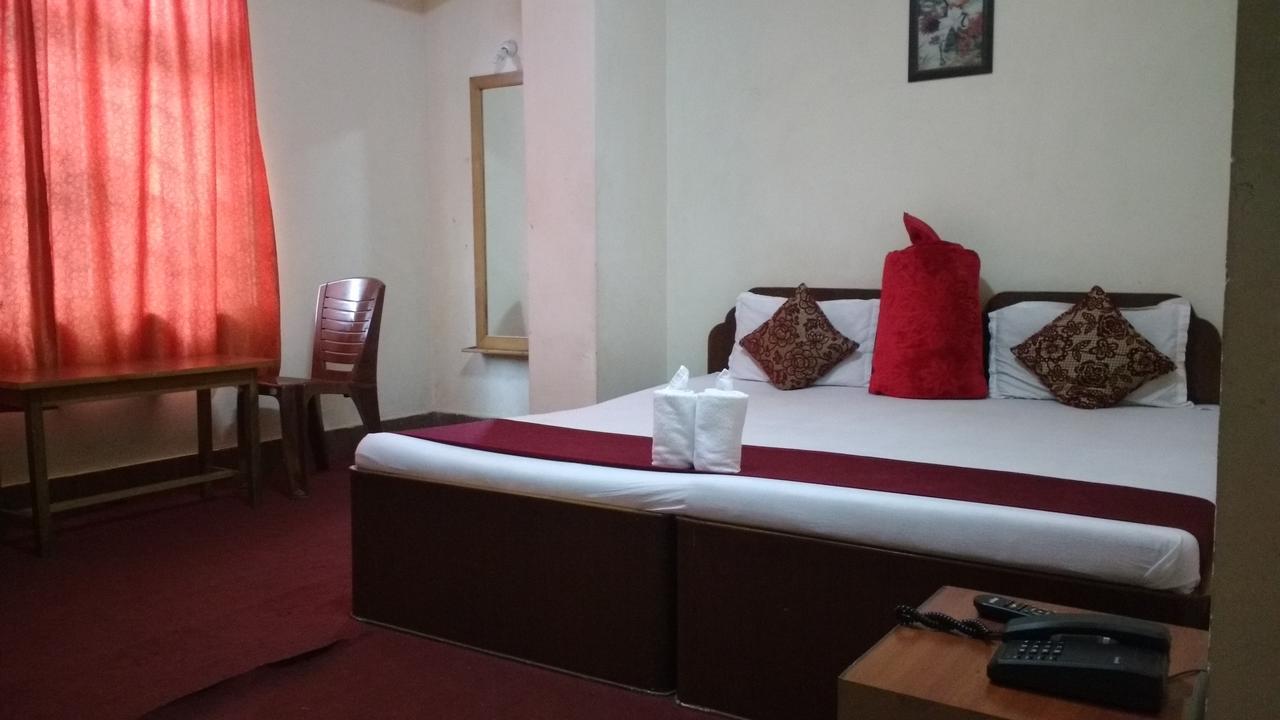 Hotel Pradhan Residency Ґанґток Екстер'єр фото