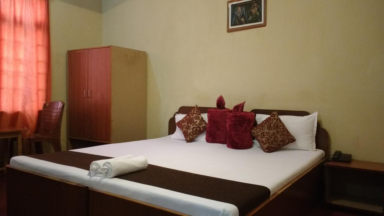 Hotel Pradhan Residency Ґанґток Екстер'єр фото